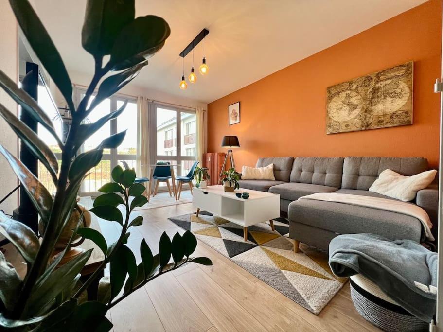 Le P'Tit Anatole - Joli T2 Avec Parking Apartment Poitiers Luaran gambar
